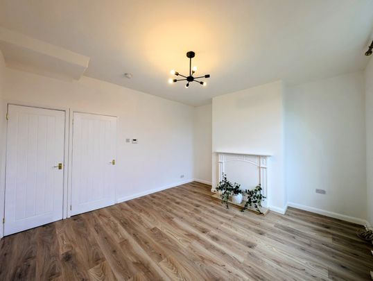 2 bedroom terraced house to rent - Photo 1