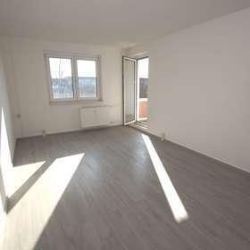 3-Zimmer-Wohnung mit BALKON, Badewanne, neu renoviert - Photo 1