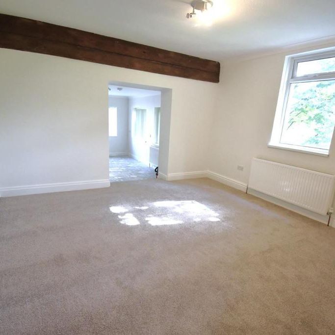3 bedroom flat to rent - Photo 1