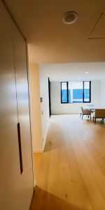 2 bed 2 bath - Photo 4