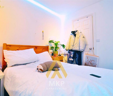 7 bedroom terraced house to rent - Photo 4