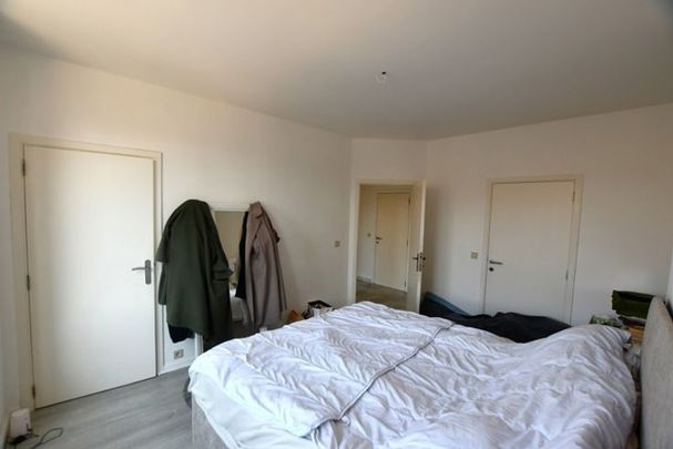 Appartement te huur - Photo 1