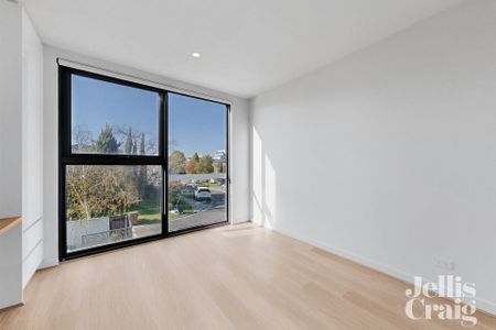 1/3 Duckmanton Court, Bentleigh East - Photo 4