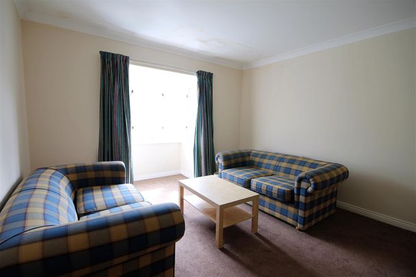 Sloane Court, Jesmond - Photo 1