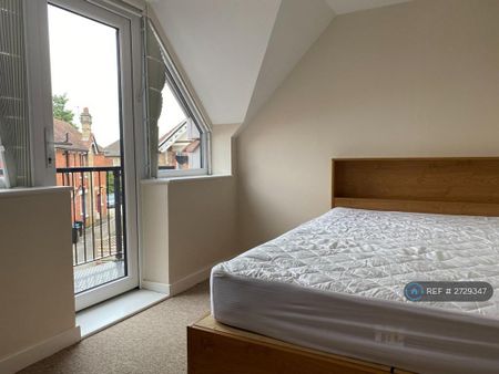 1 bedroom flat to rent - Photo 4