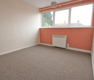 Templemere, Norwich - Photo 3