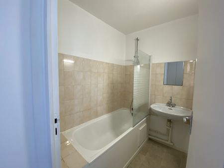 Location Appartement 2 pièces 32m² REIMS 51100 - Photo 5