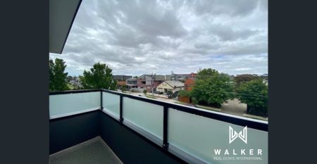 Modern Living Townhouse! - Photo 4