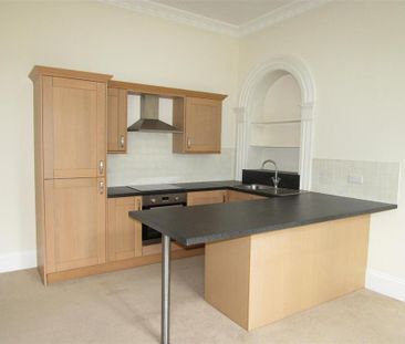 2 bedroom apartment to rent - Photo 6
