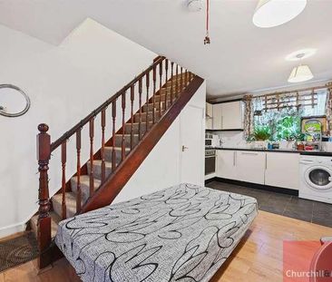 Sycamore Avenue, London, W5 - Photo 6