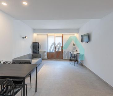 Piso de alquiler en Jovellanos, Casco Histórico - Photo 2