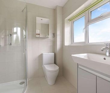 Cobham, KT11 - Photo 6