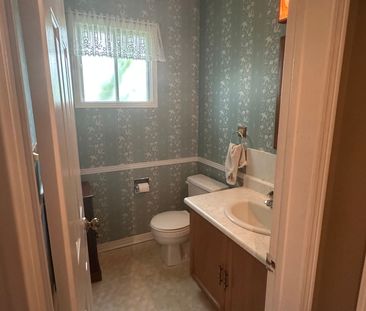 For Lease - 3194 Renton Road, Burlington, Ontario - Photo 5