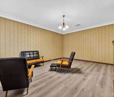 Well presented, great location! - Photo 1