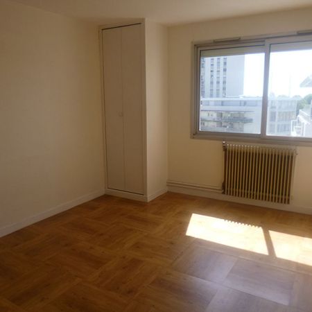 Appartement à louer - REIMS COURLANCY - Photo 4