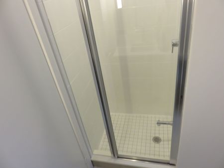 For Lease - 215 VETERANS Drive Unit# 204, Brampton, Ontario - Photo 5