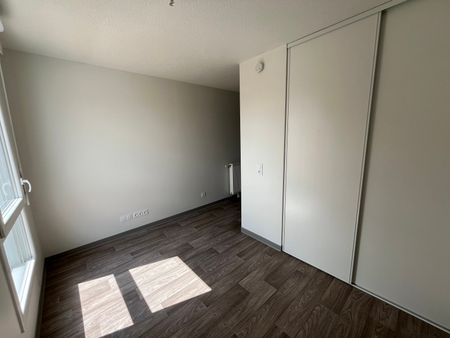Location Appartement 1 pièce 16m² FRANQUEVILLE ST PIERRE 76520 - Photo 2