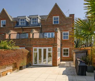 4 bedroom terraced house to rent - Photo 2