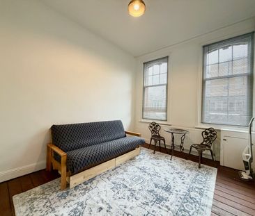 Holloway Road, London, N19 - Photo 2