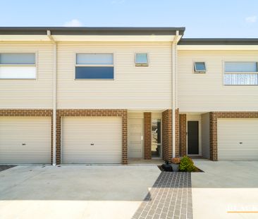 7/27 Yass Road, Queanbeyan NSW 2620 - Townhouse For Rent | Domain - Photo 1
