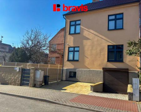 Pronájem nového bytu 1+kk, ul. Vránova, Brno - Řečkovice, balkon, zahrada, parkování - Photo 4