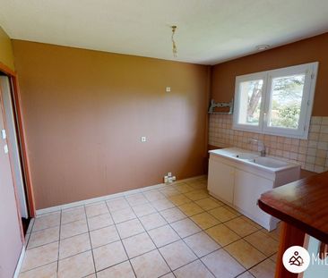 Location Maison 4 pièces 80m² LESCURE D ALBIGEOIS 81380 - Photo 4