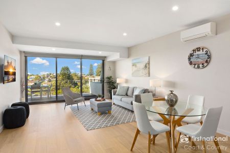 Partially Furnished Executive Living Overlooking Werri Beach - Photo 2