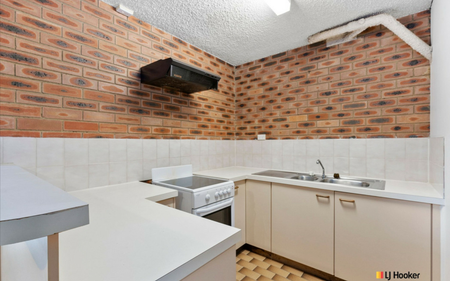 Light-Filled Living in the Heart of Belconnen - Photo 5