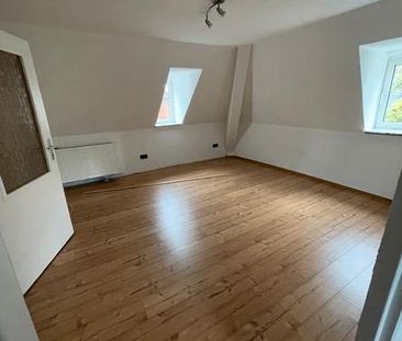 Charmante 3-Zimmer Wohnung im Herzen von Herford-Frisch Renoviert - Photo 2