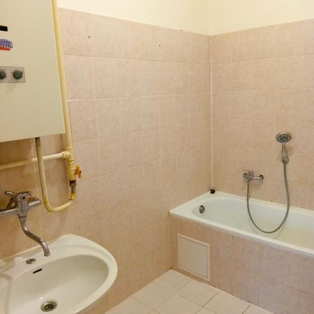 Pronájem bytu 1+1 50 m², Hradec Králové - Photo 4
