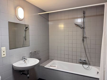 Appartement te huur in Ekeren met 2 slaapkamers - Photo 3