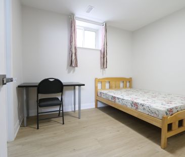 For Lease - 20 Sonmore Drive Unit# Garden House Basement, Toronto, ... - Photo 5