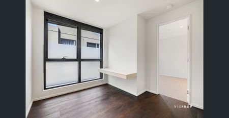 LUXURY APARTMENT ON QUEENS ROAD - Photo 3