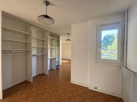 Location Appartement 3 pièces 68m² CASSIS 13260 - Photo 4