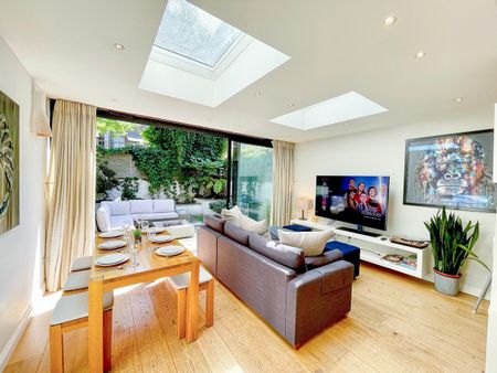 2 Bed Flat, Melrose Gardens, W6 - Photo 5