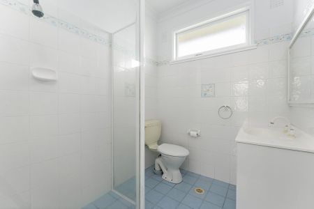 Refreshed One Bedroom Unit In Quiet Location - Photo 4