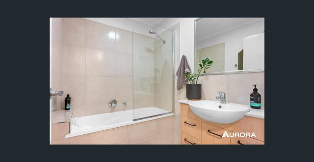 Stunning Spacious Town Home Overlooking Bushland - Photo 1