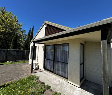Sun-Soaked, North-Facing Living Close to the City - Photo 2