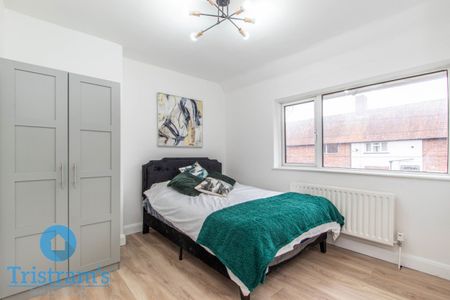 Manton Crescent, Beeston - Photo 4