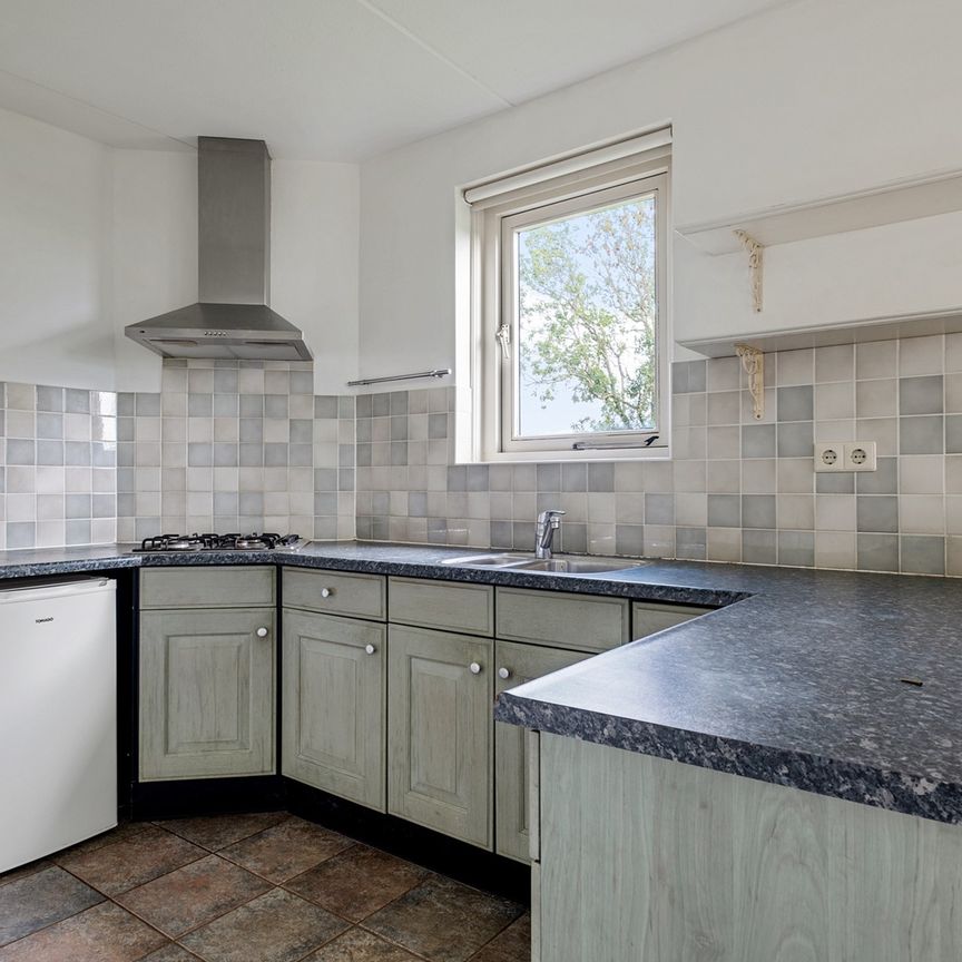 Zuiderwouder Dorpsstraat 48, 1153 PE, Zuiderwoude - Photo 1