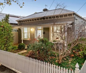 Fully Furnished Richmond Charm | PREFERRED LEASE TERM: 6 MONTHS - Photo 5