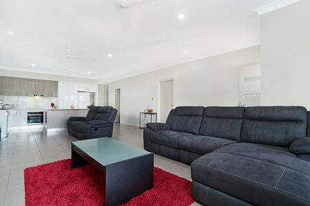 9 Morton Street, - Photo 2