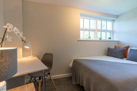 Jesmond Road, Newcastle Upon Tyne - Photo 5