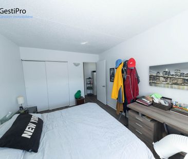 1805 de Grandville - Photo 2