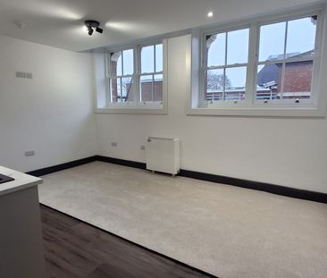 Appleton Gate, Newark - Photo 1