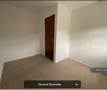 3 bedroom end of terrace house to rent - Photo 3