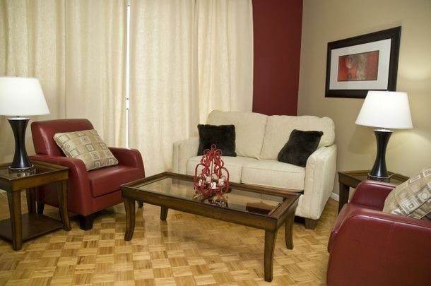 The Elizabeth - Photo 1