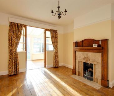 3 bedroom detached house to rent - Photo 3