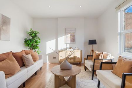 3 bedroom maisonette to rent - Photo 4