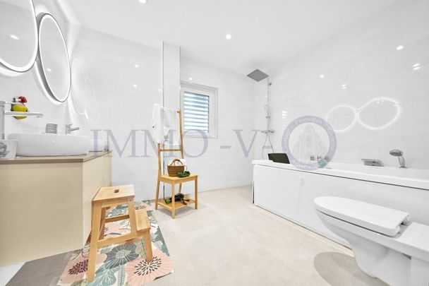 SPACIOUS STANDING IDEAL FOR FAMILY - Photo 1